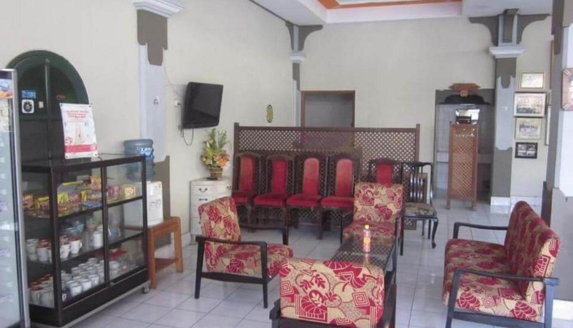 Pulau Bali Hotel Denpasar Redpartner Eksteriør billede