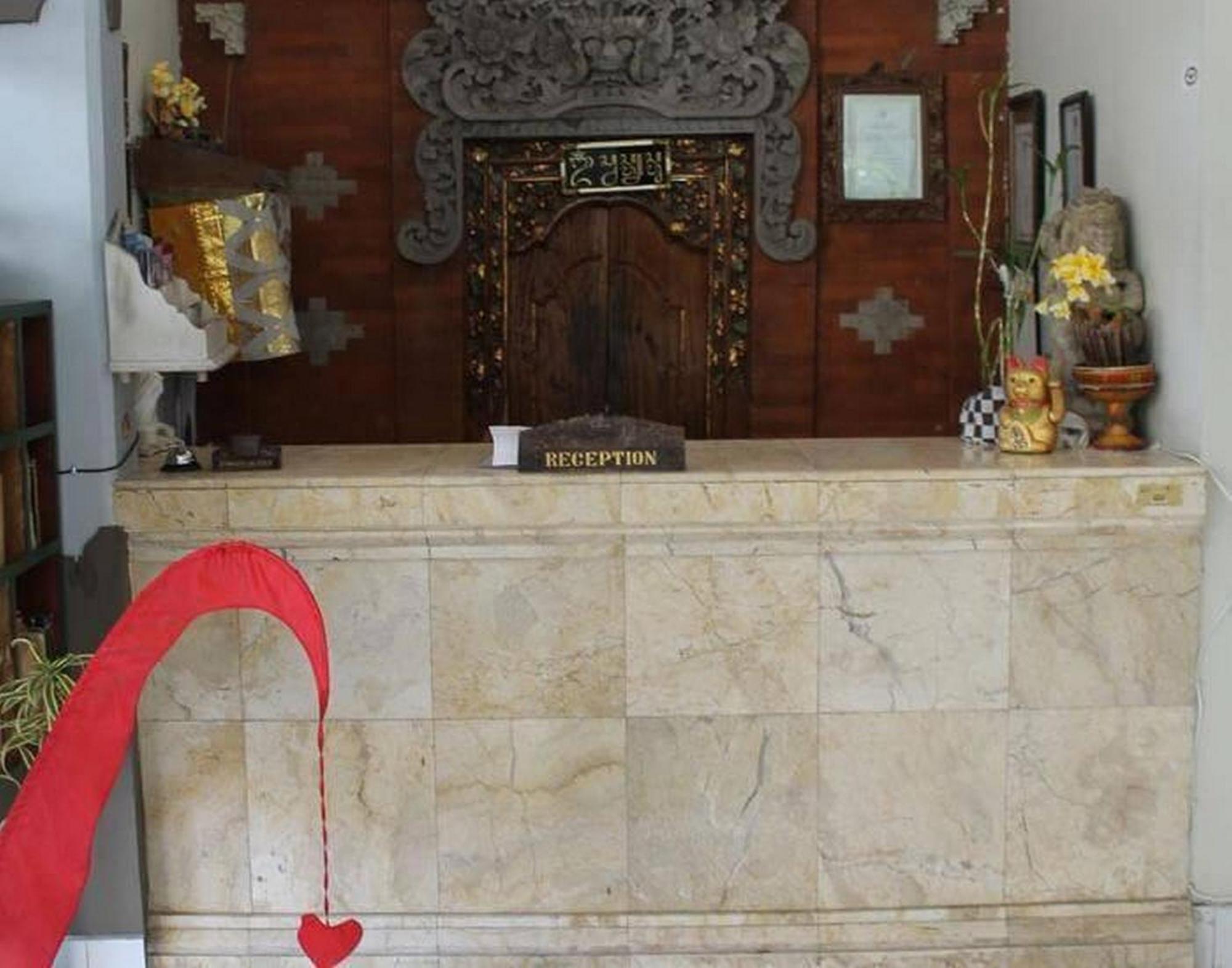 Pulau Bali Hotel Denpasar Redpartner Eksteriør billede