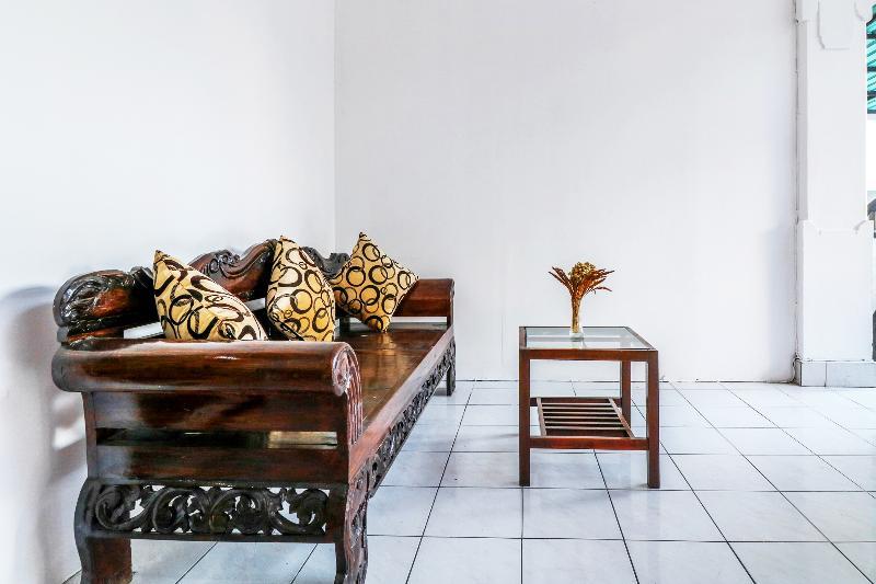 Pulau Bali Hotel Denpasar Redpartner Eksteriør billede